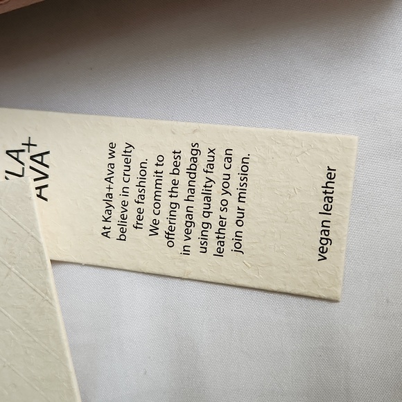 NWT Kayla and Ava Purse - Picture 4 of 4